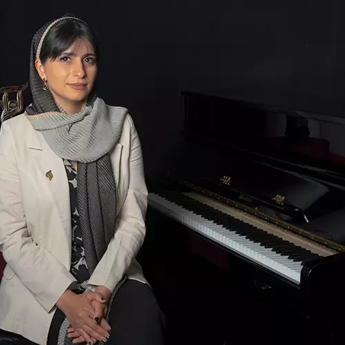 مریم رزقی